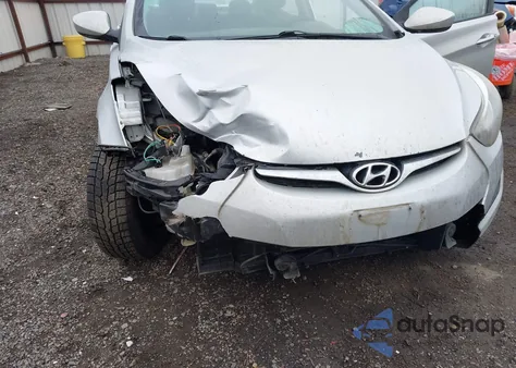 2016 Hyundai Elantra Se z USA, uszkodzony, nr VIN 5NPDH4AE9GH703363